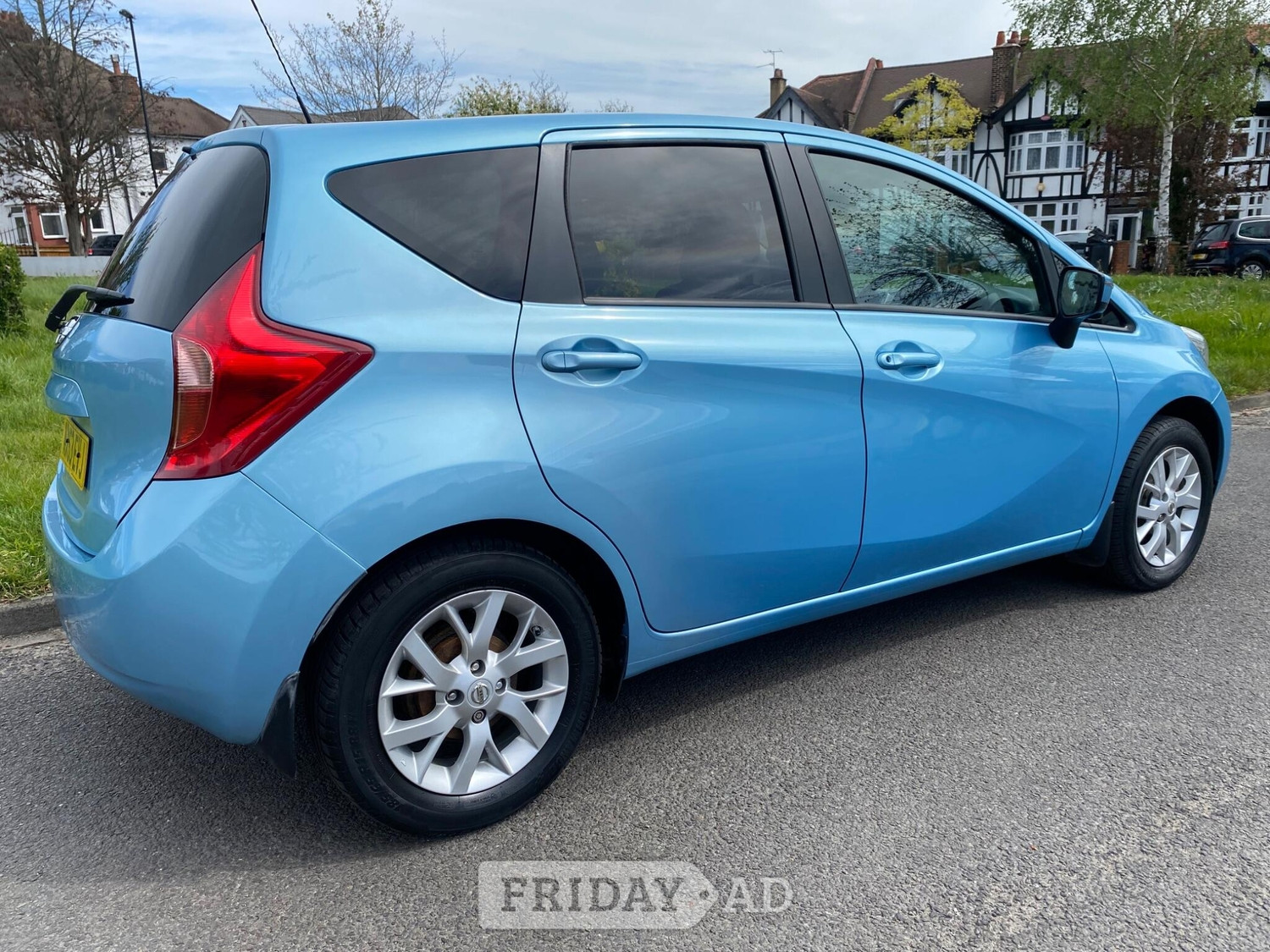Nissan Note 2013 - Cars