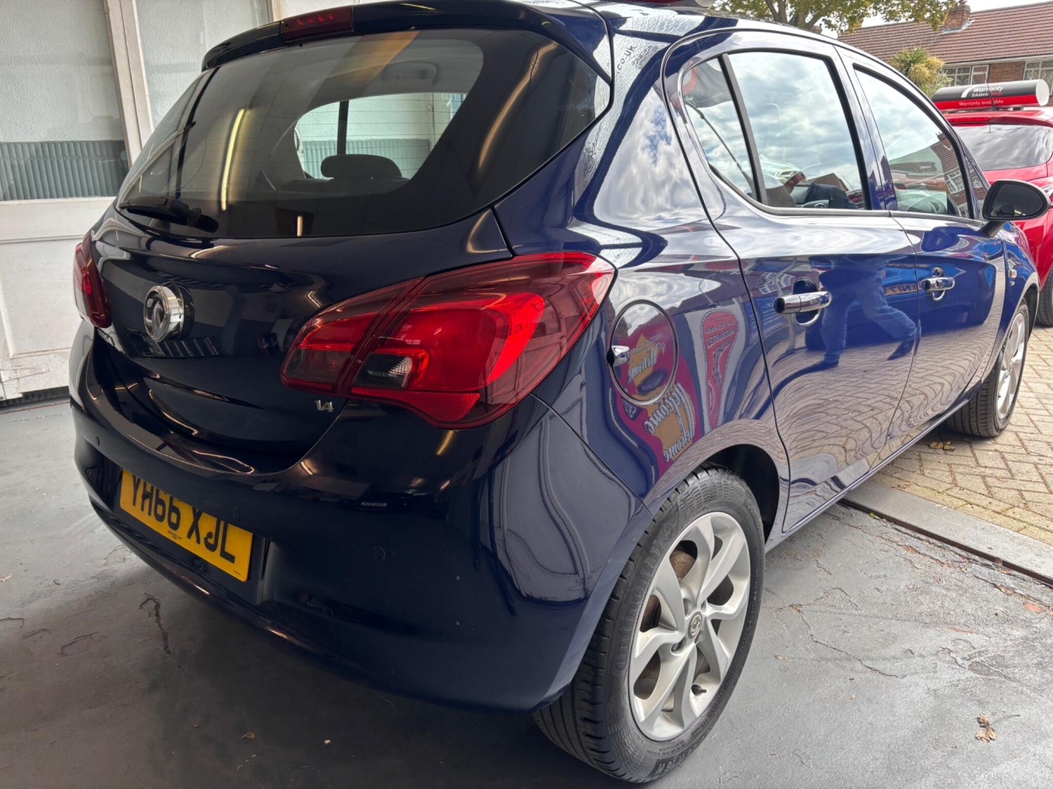 Vauxhall Corsa 2016 - Cars in Hayes