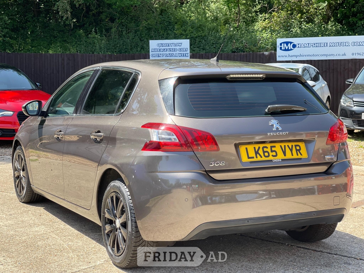Peugeot 308 2015 - Cars in Winchester