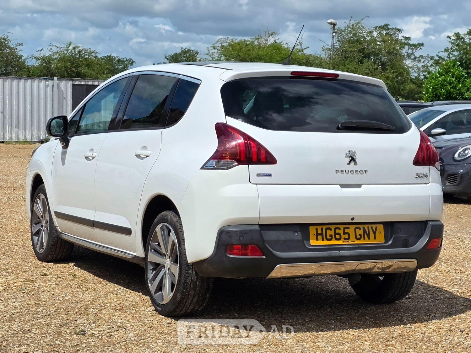 Peugeot 3008 2016 - Cars in Shefford