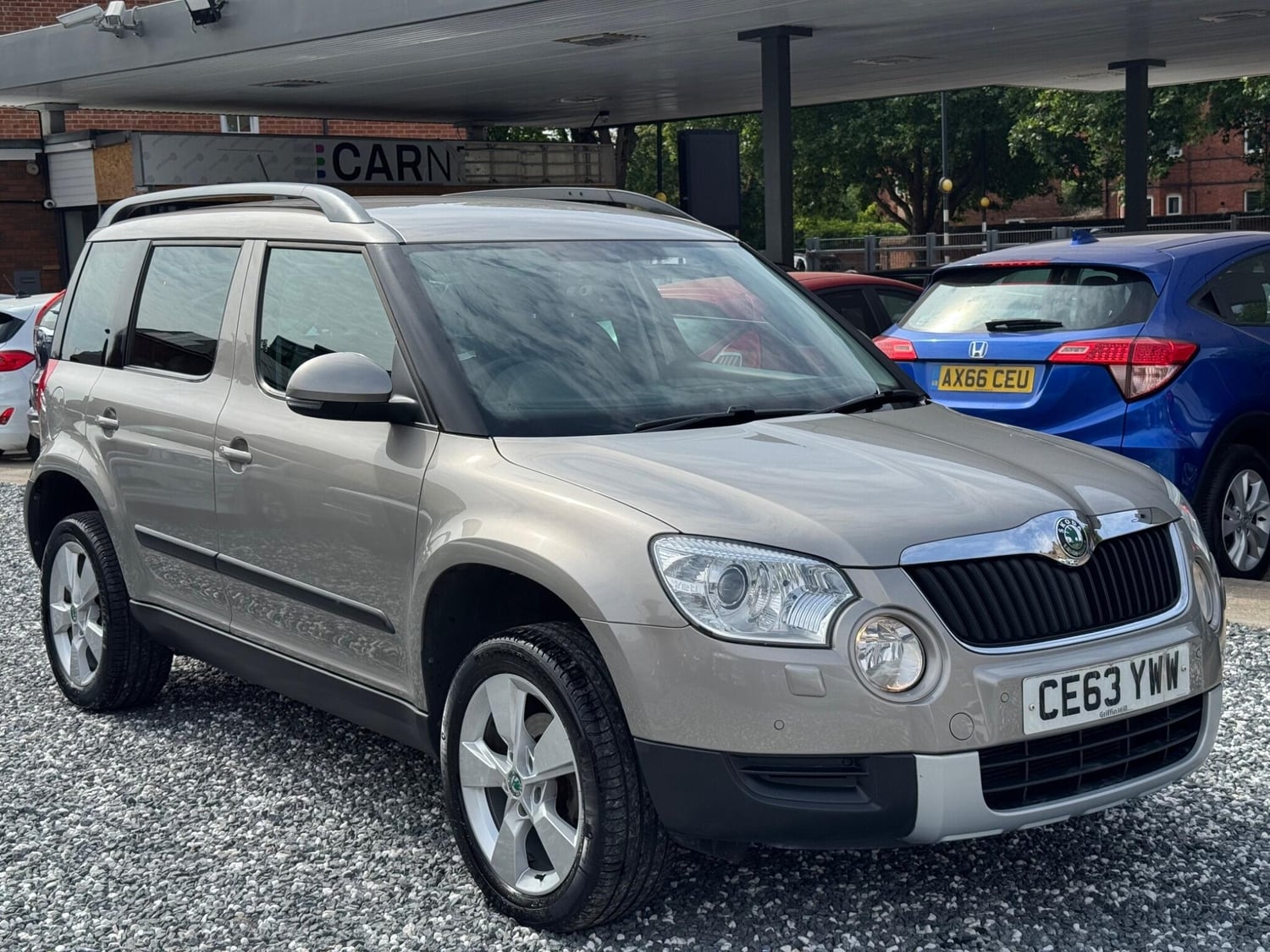 Skoda Yeti 2013 - Cars