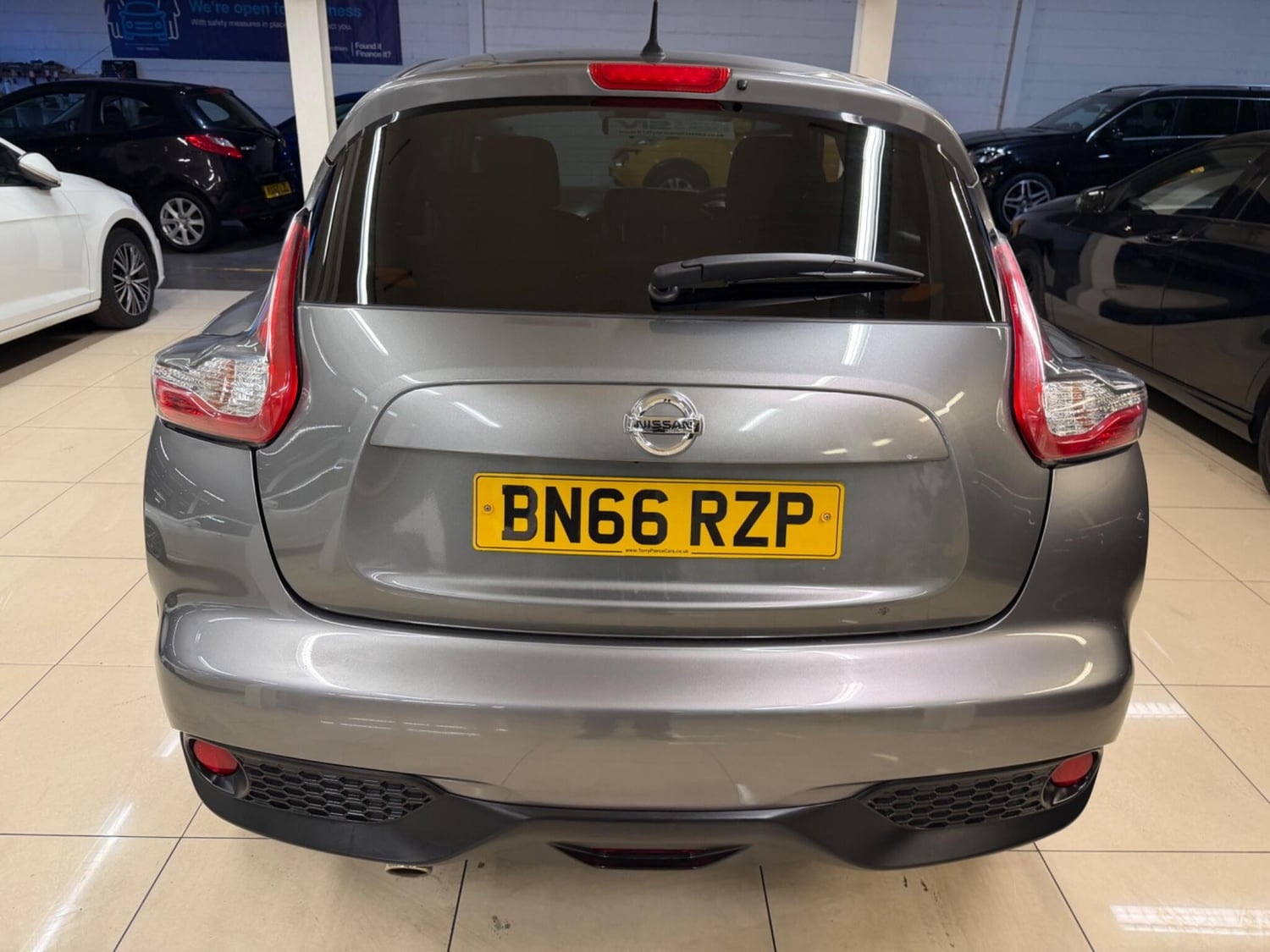 Nissan Juke 2016 - Cars