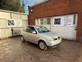 SEAT Arosa 2004