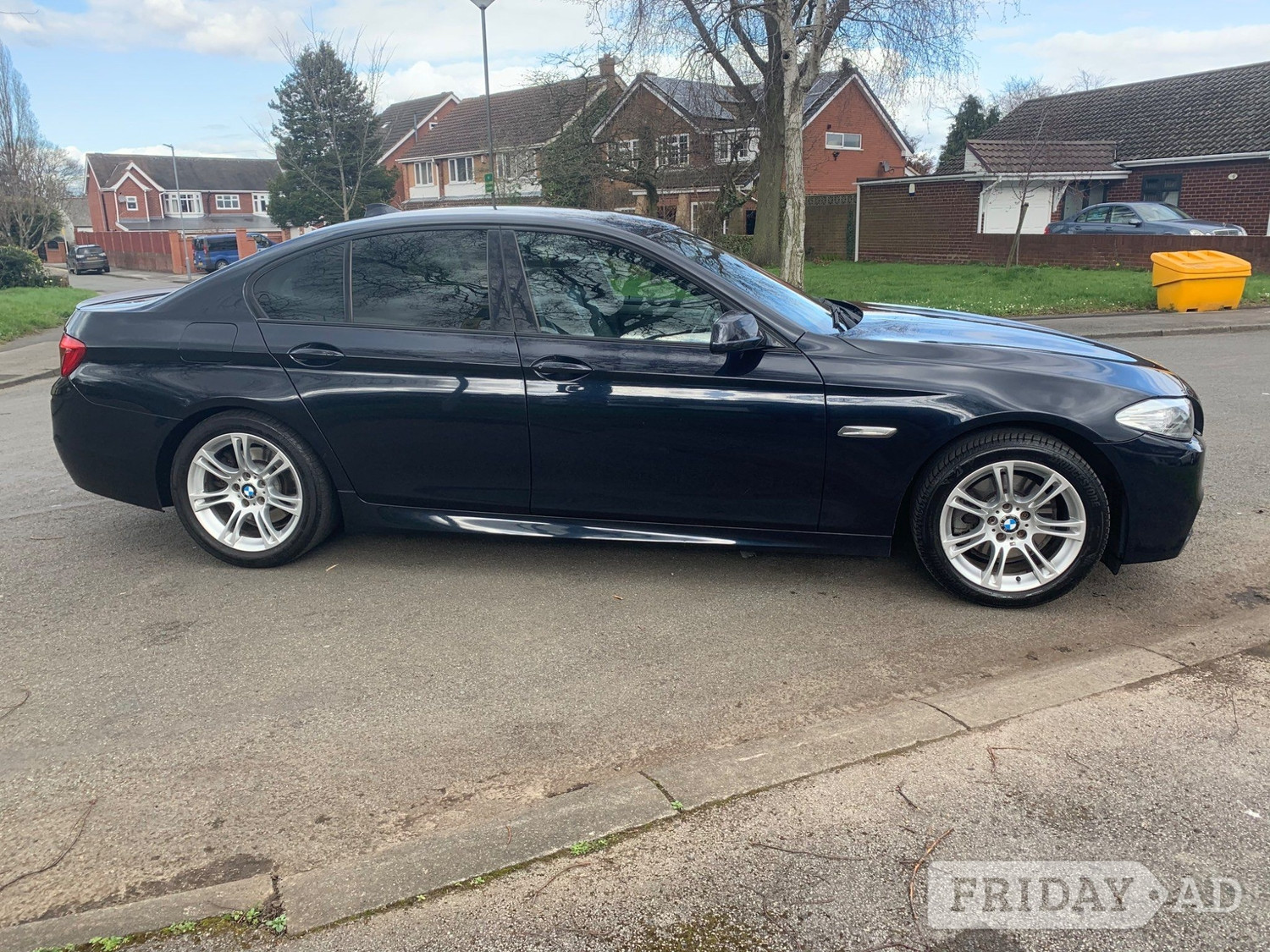 [ berth ]BMW 5 Series