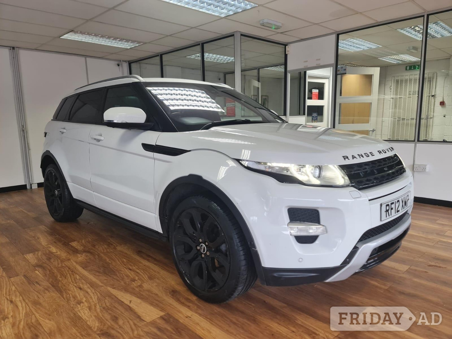 Land Rover Range Rover Evoque 2012 in Sandhurst