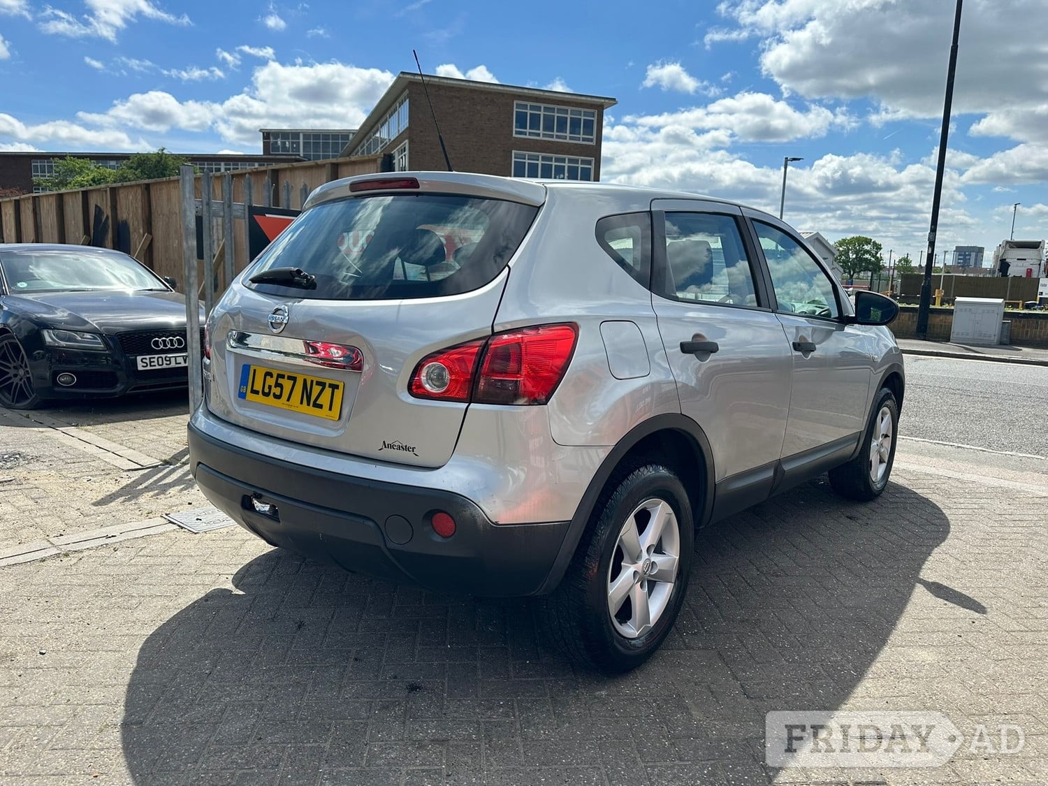Nissan Qashqai 2007 - Cars in Slough