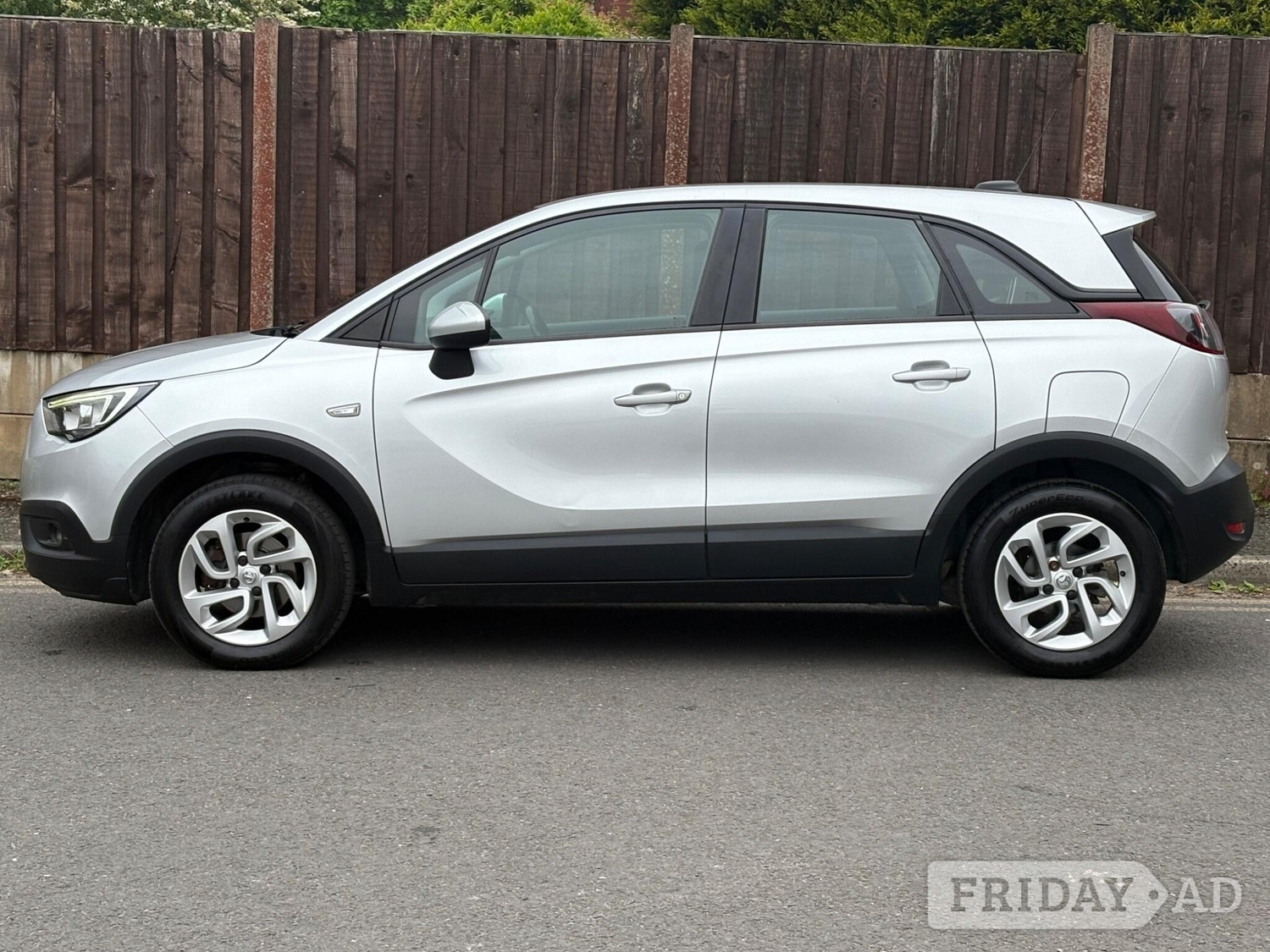 Vauxhall Crossland X 2019 - Cars in Oldham