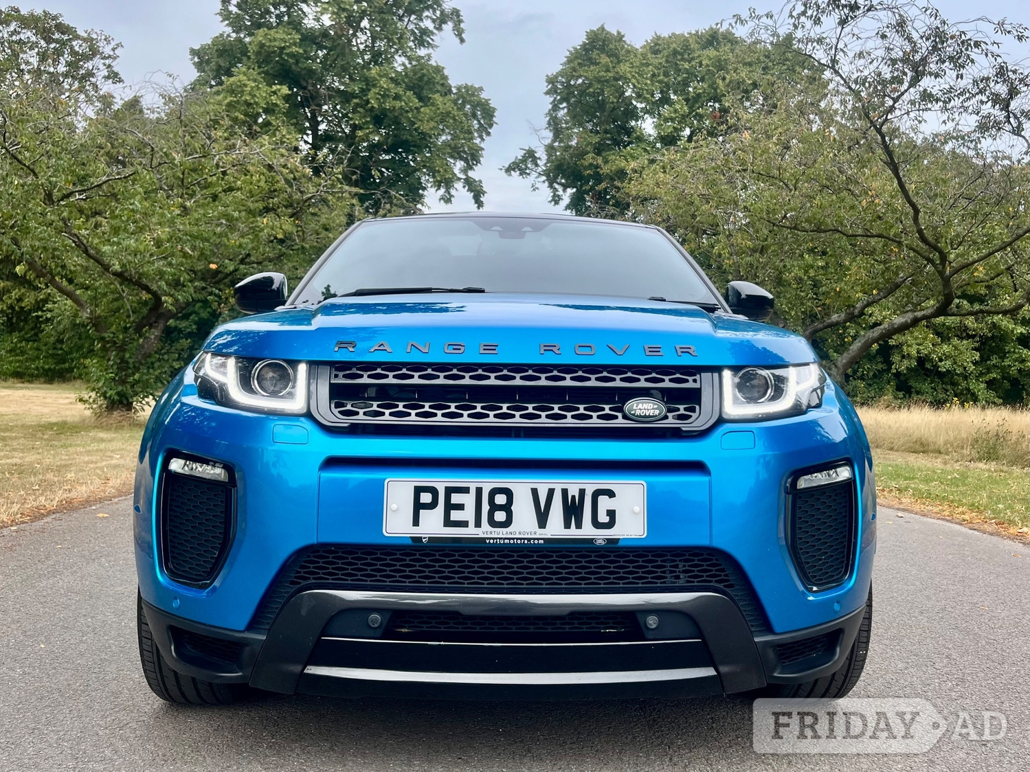 [ berth ]Land Rover Range Rover Evoque