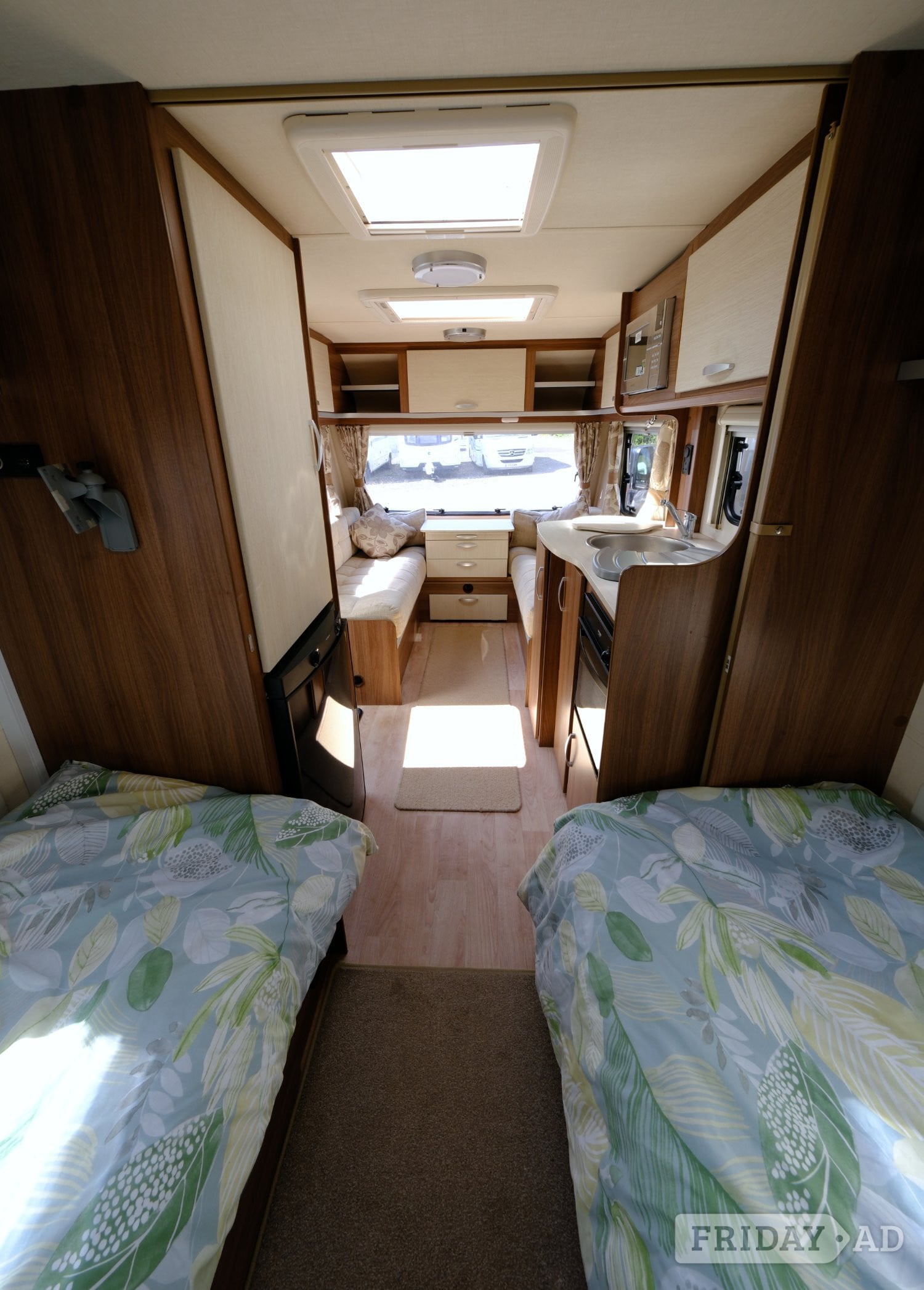 [ berth ]Lunar Venus 550/4