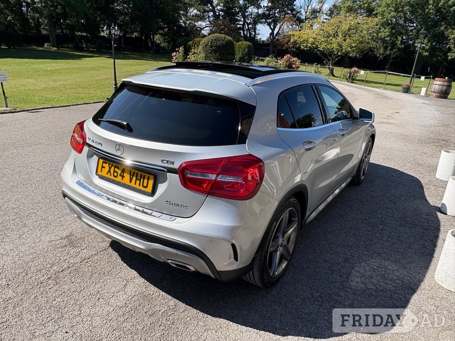 [ berth ]Mercedes-Benz GLA