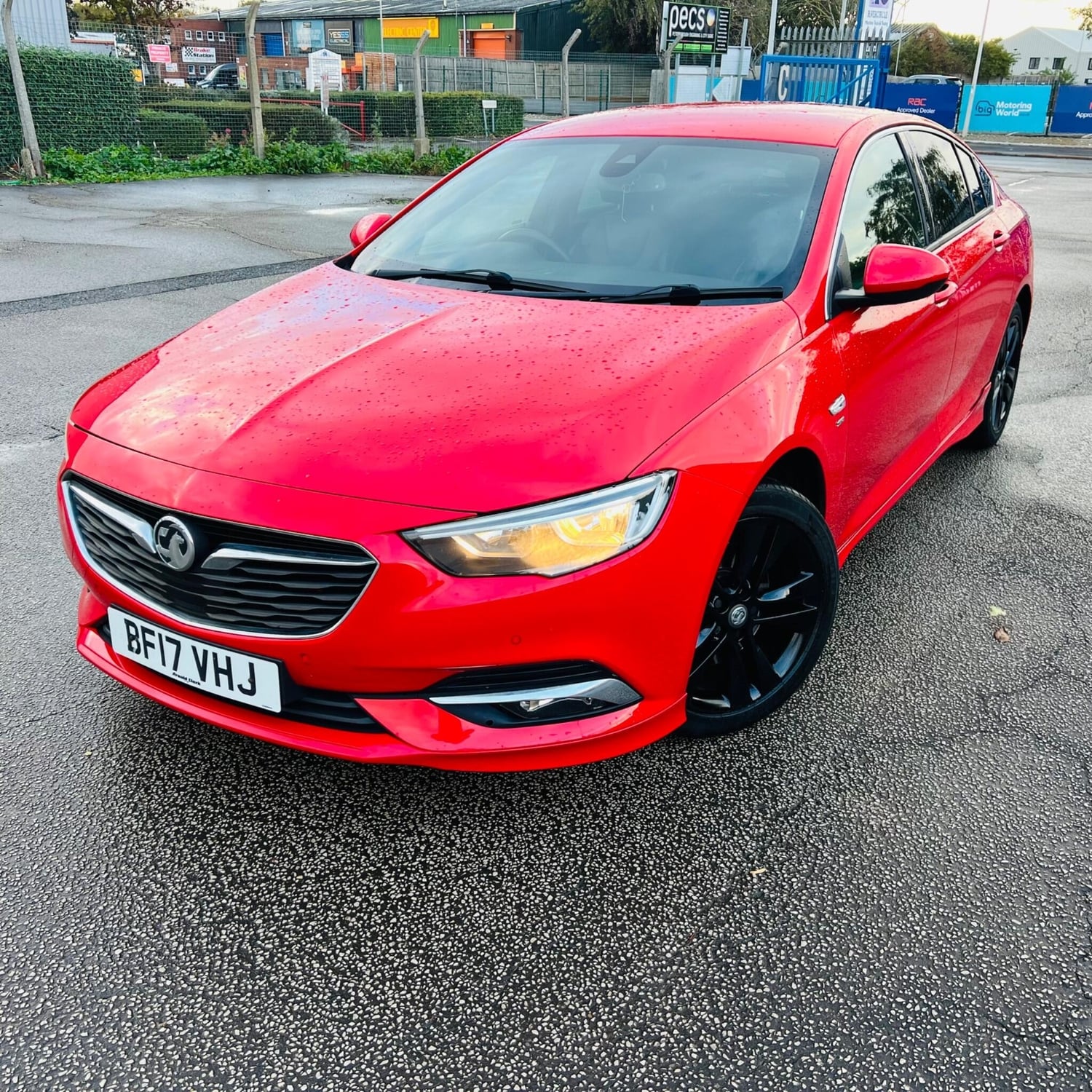 [ berth ]Vauxhall Insignia