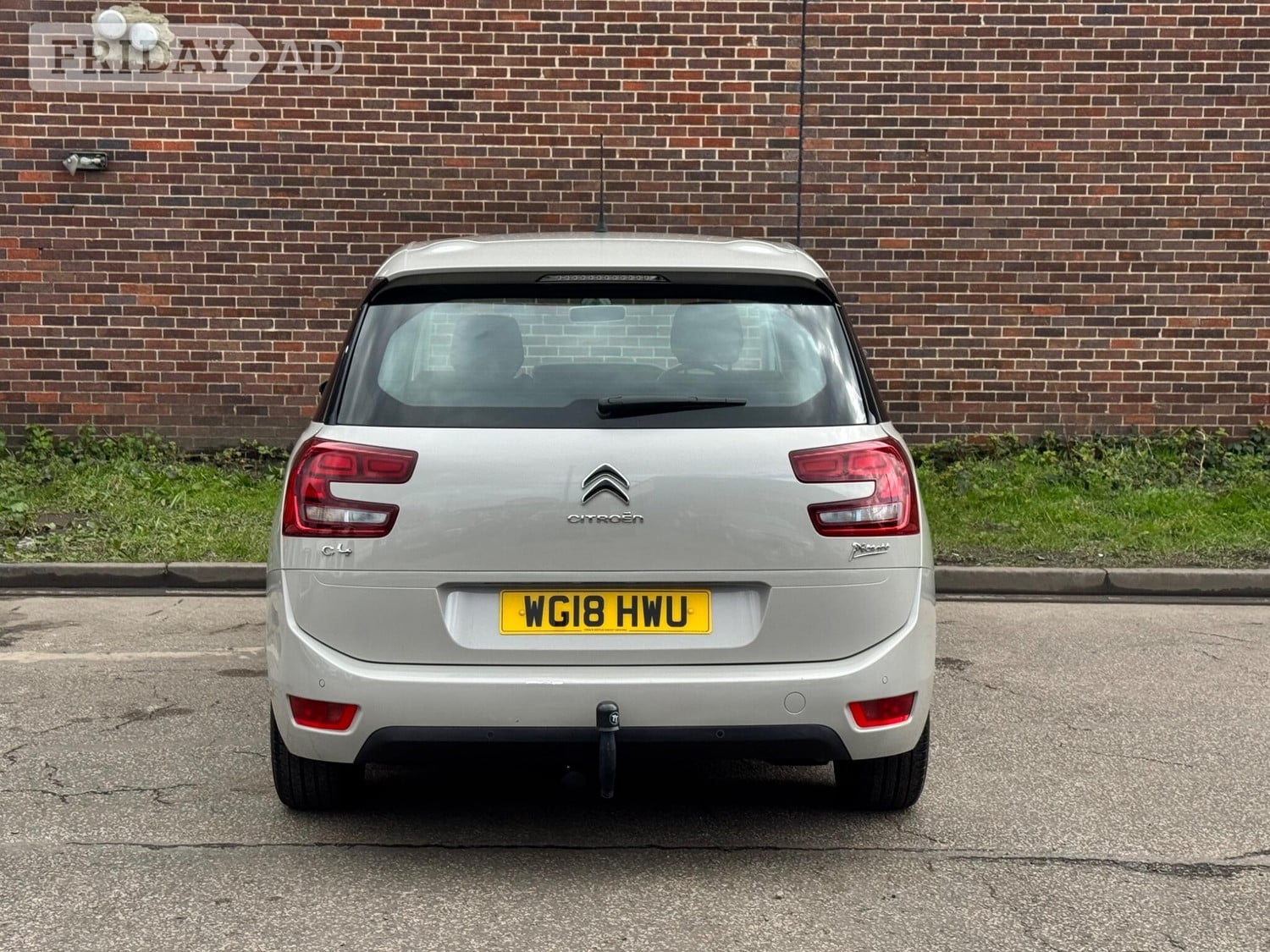Citroen Grand C4 Picasso 2018 - Cars