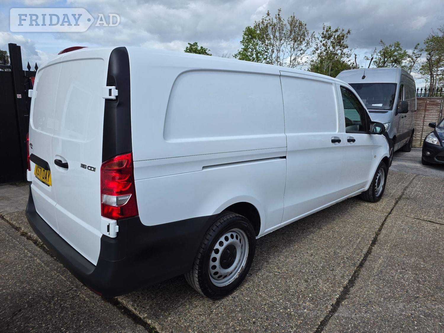 Mercedes-Benz Vito 2022 - Vans & Commercial Vehicles in Hounslow