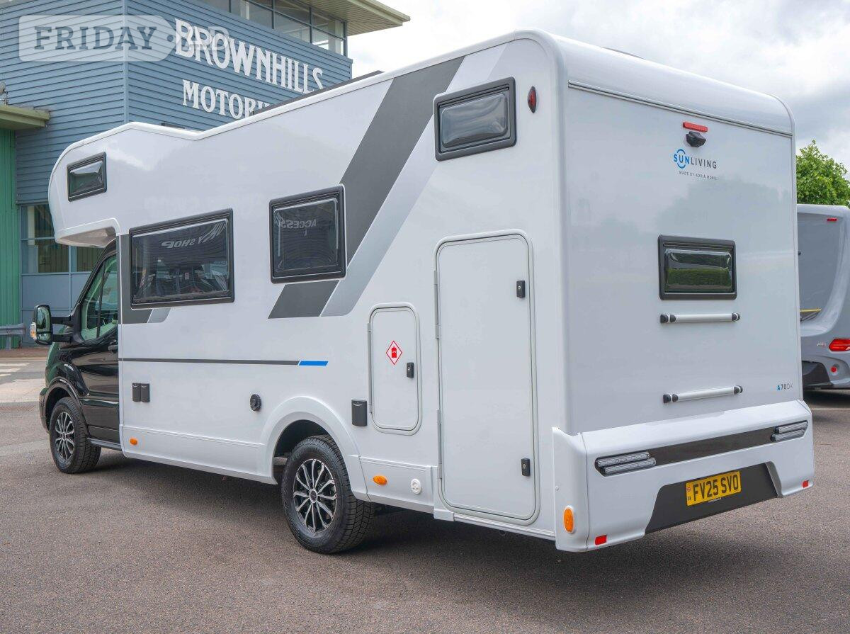 [6 berth ]Sun Living A Series A 70DK