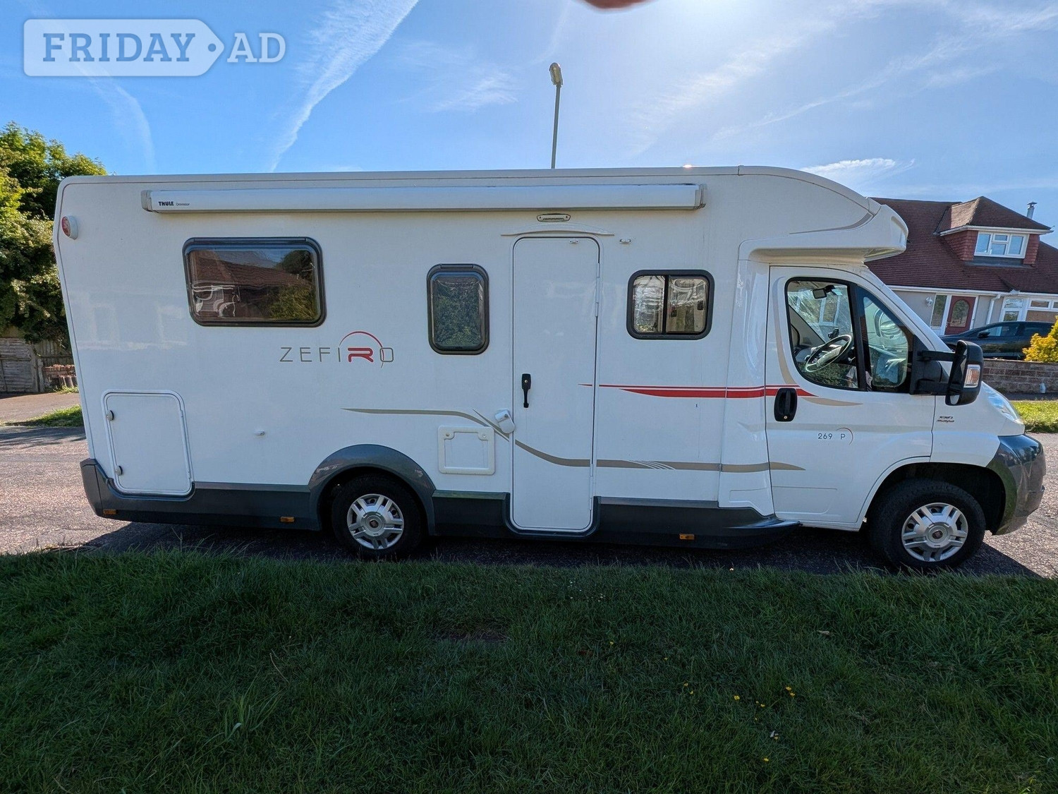 Roller Team Zefiro 269 P - Island Bed Layout Southampton