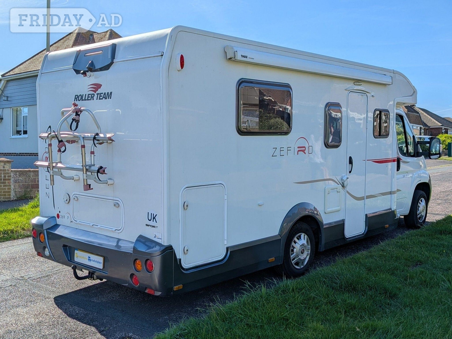 [3 berth ]Roller Team Zefiro 269 P - Island Bed Layout