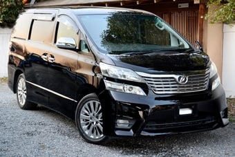 Toyota Vellfire 2011