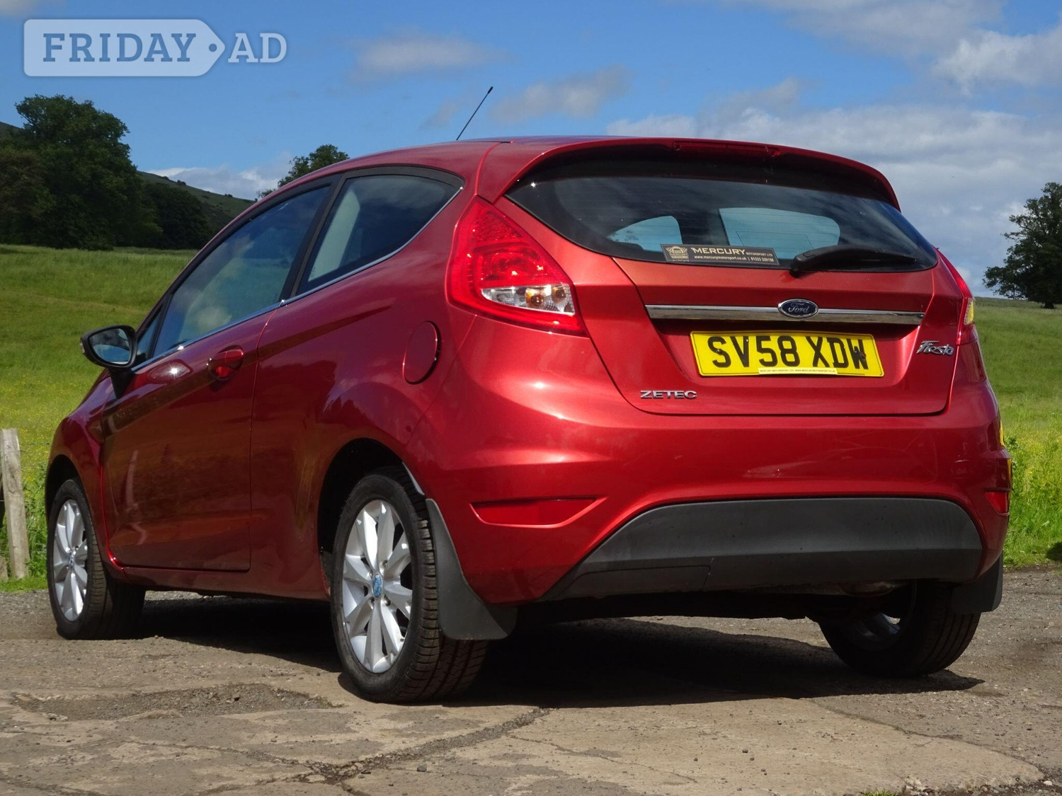 [ berth ]Ford Fiesta
