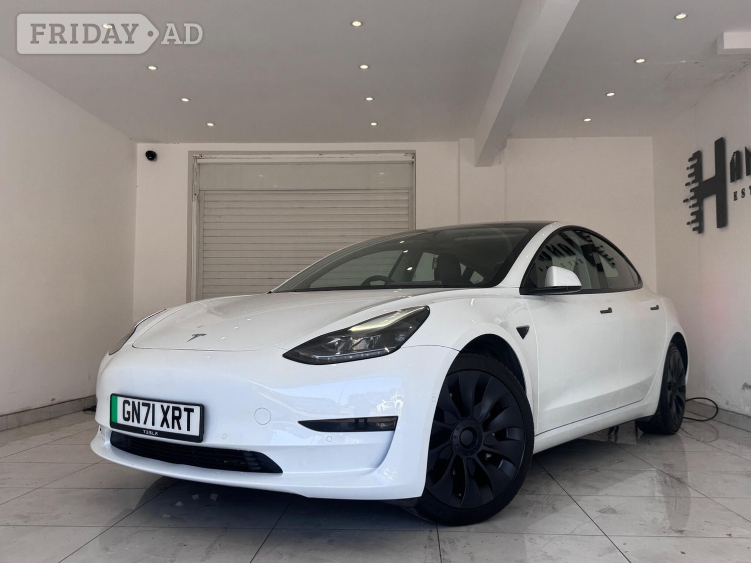 Tesla Model 3 2021 - Cars in Hounslow