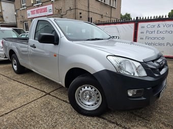 Isuzu D-MAX 2016