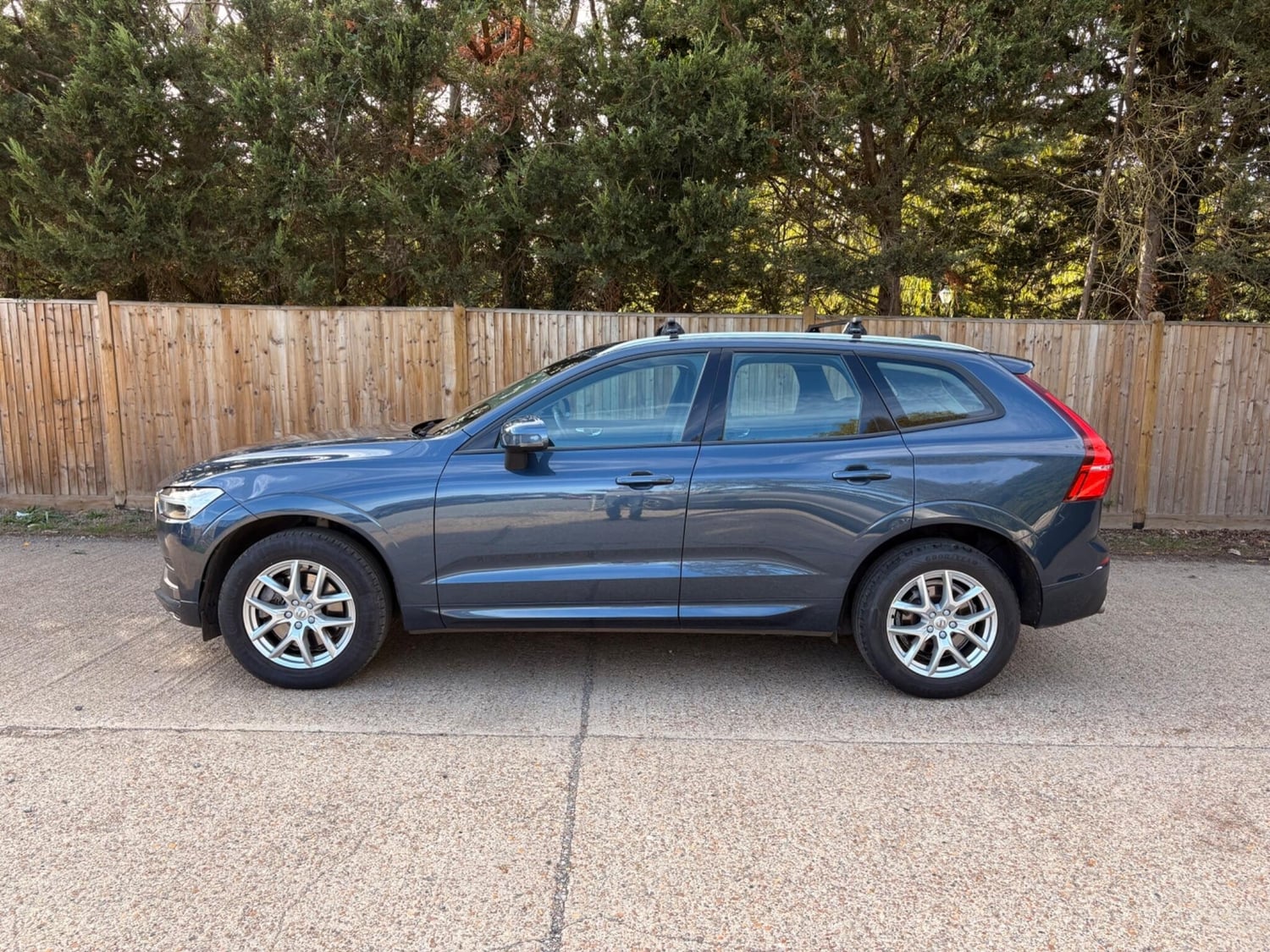 [ berth ]Volvo XC60