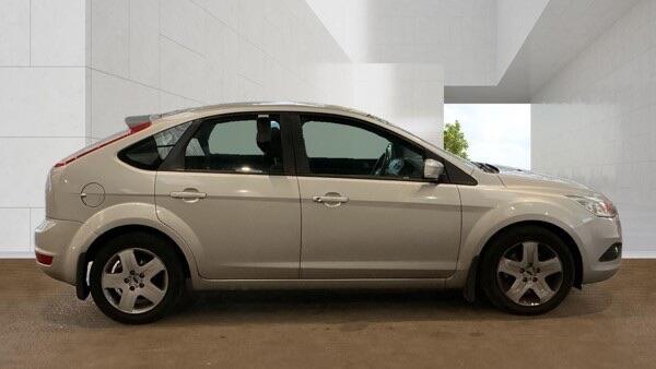 Ford Focus 2008 - Cars