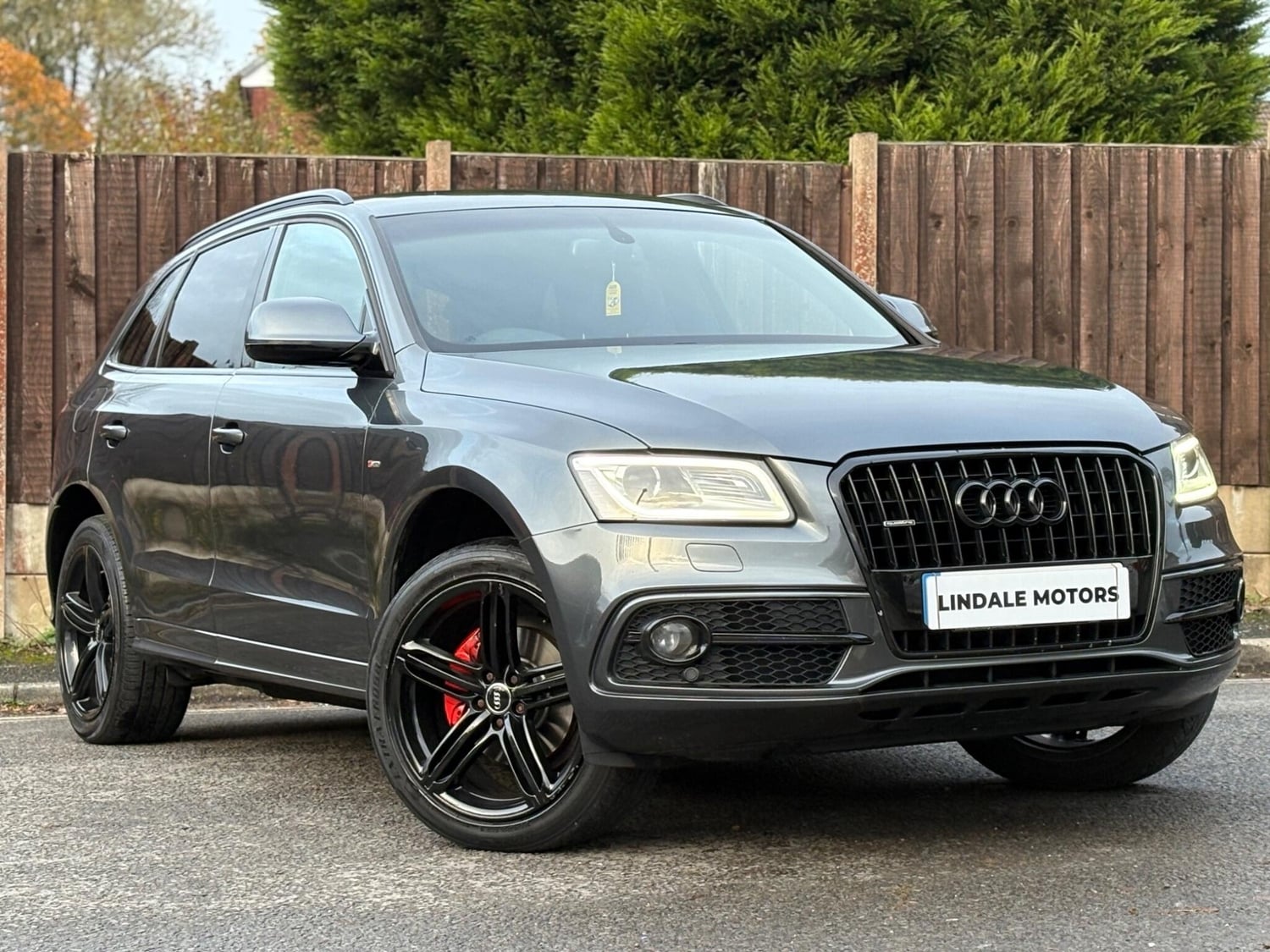Audi Q5 Oldham