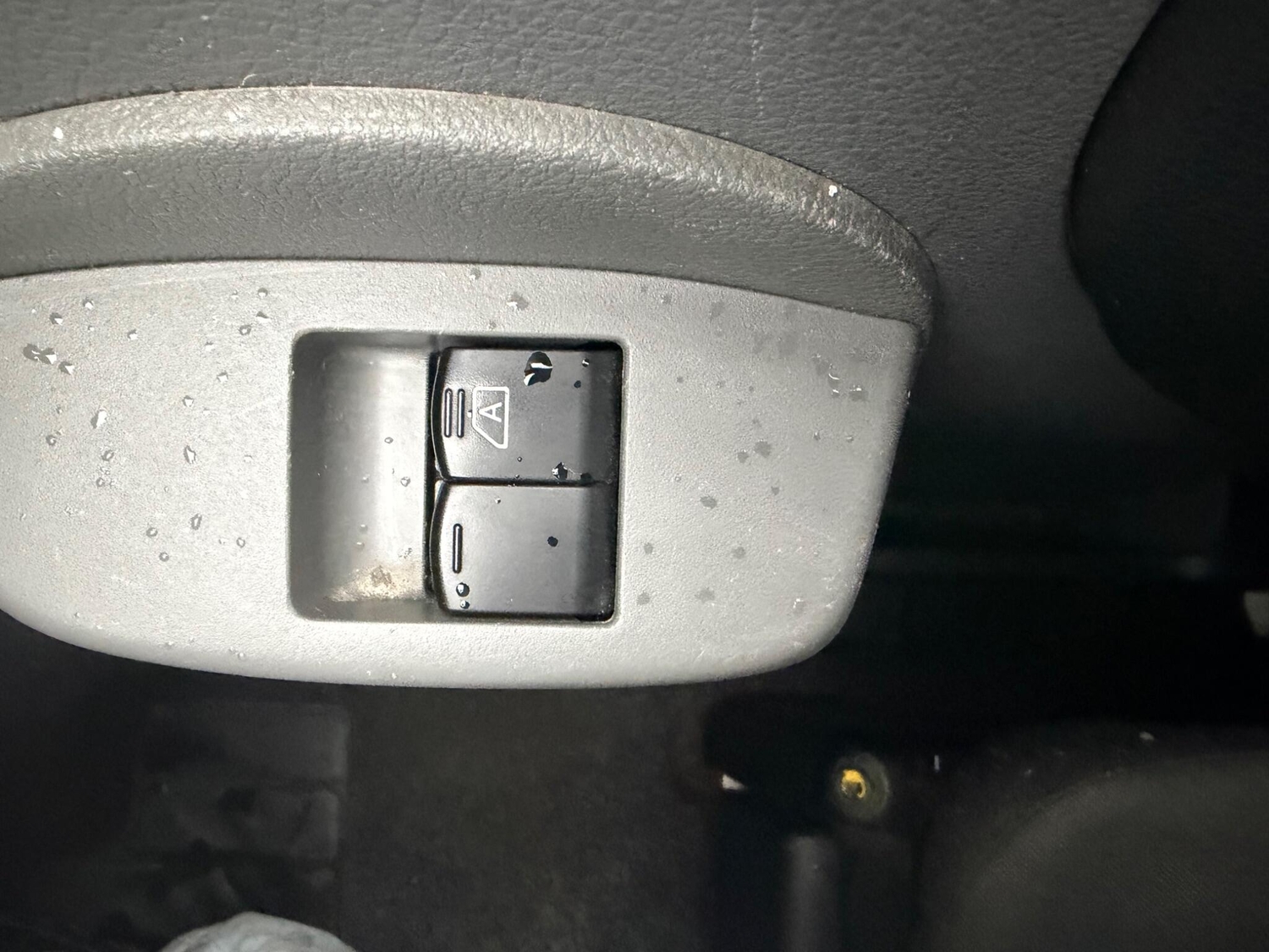 [ berth ]Nissan e-NV200