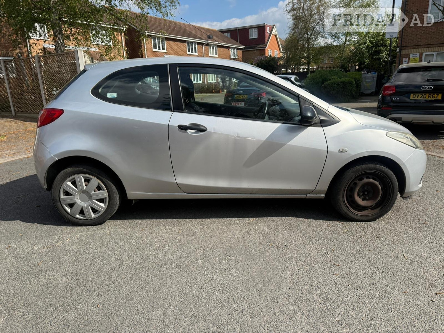 Mazda Mazda2 2009 - Cars in Staines