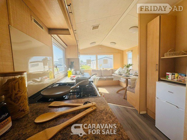 Willerby Magnum 2010 for sale in Dovercourt