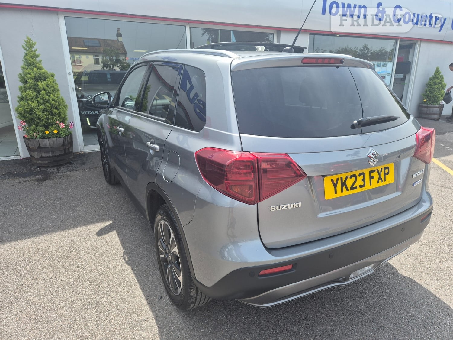 Suzuki Vitara 2023 - Cars in Aldershot