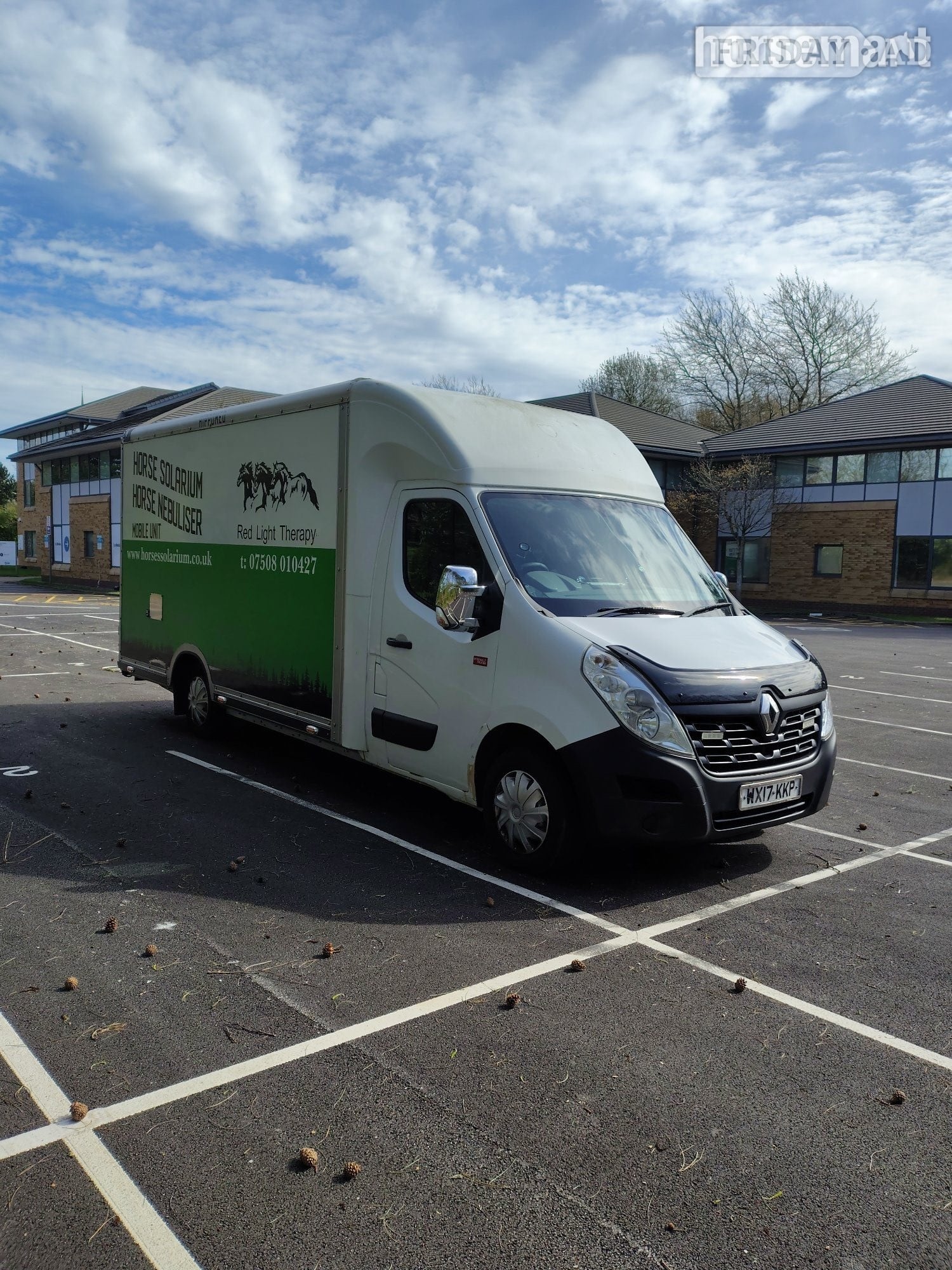 na  Renault Trucks Horsebox - Trailers & Horseboxes