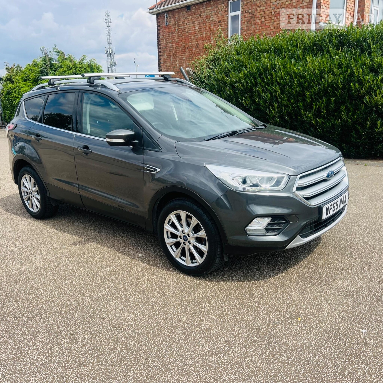 [ berth ]Ford Kuga
