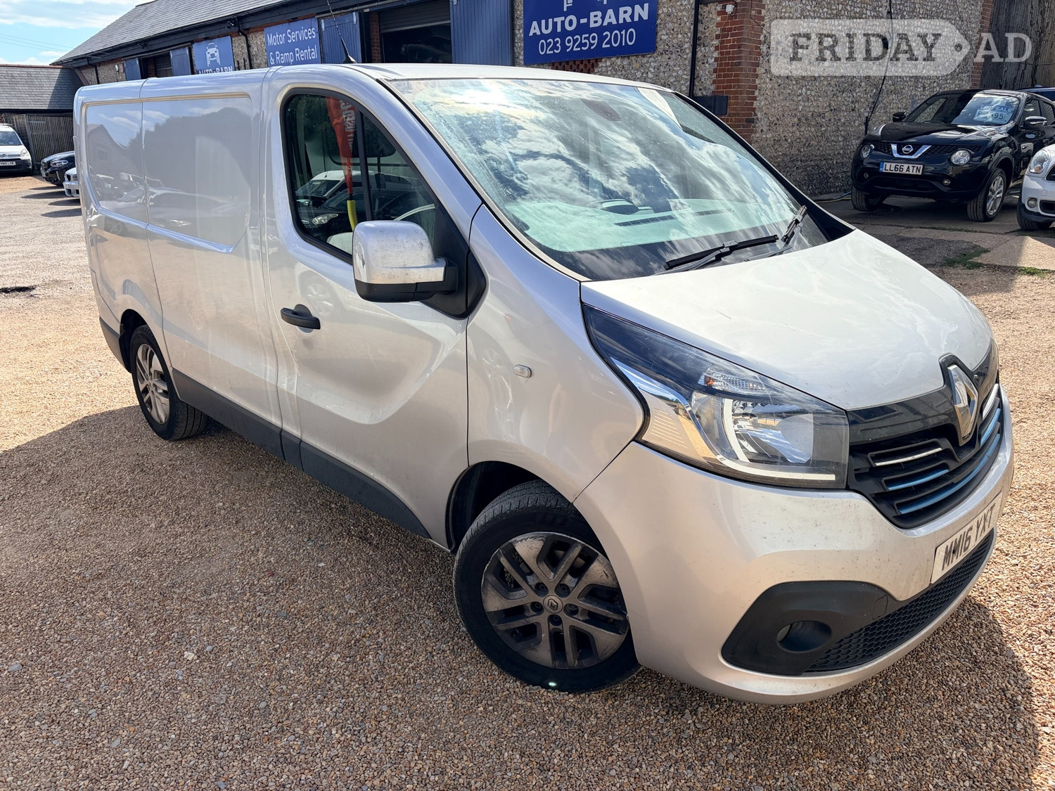 Renault Trafic 2016 in Waterlooville