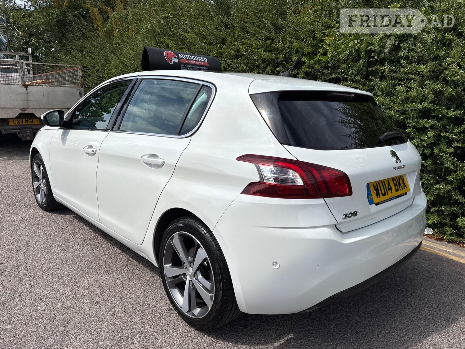 [ berth ]Peugeot 308