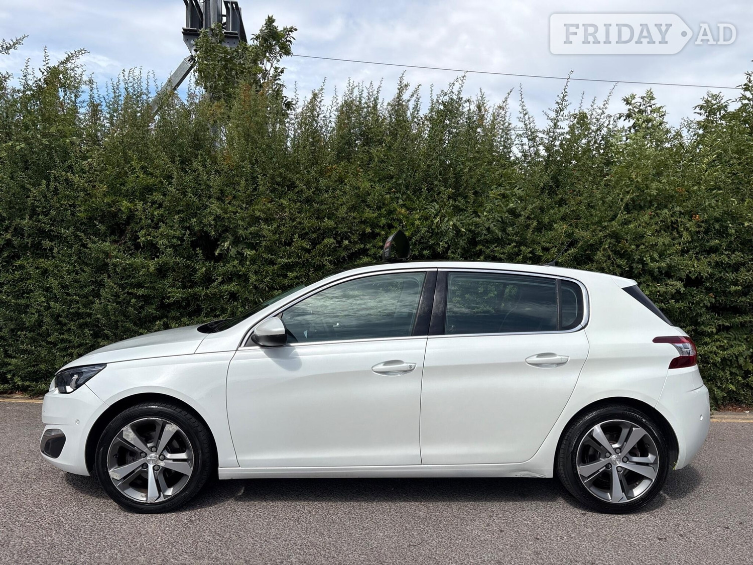 Peugeot 308 2014 - Cars in Swindon