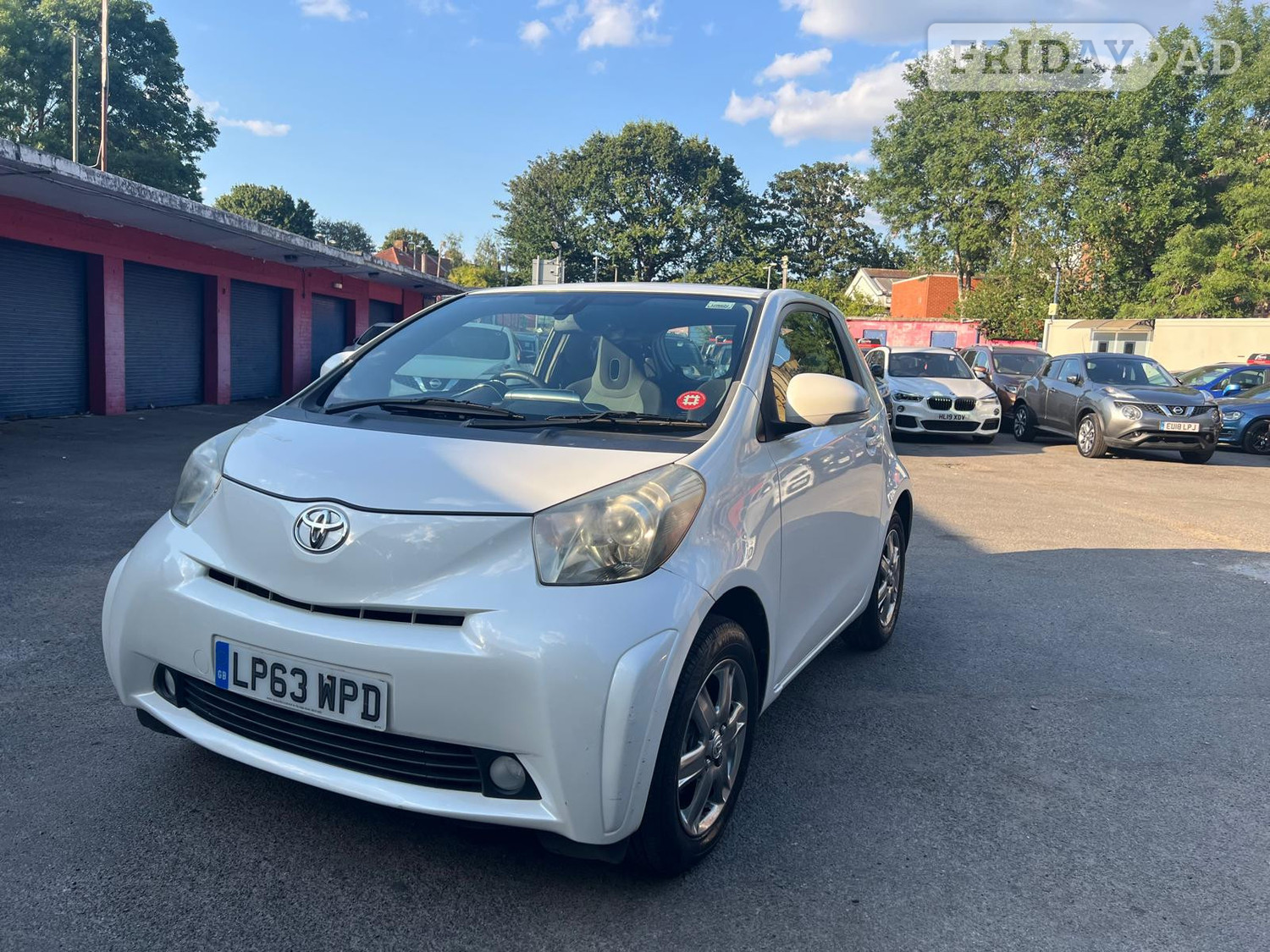 Toyota IQ 2014 - Cars in Brent