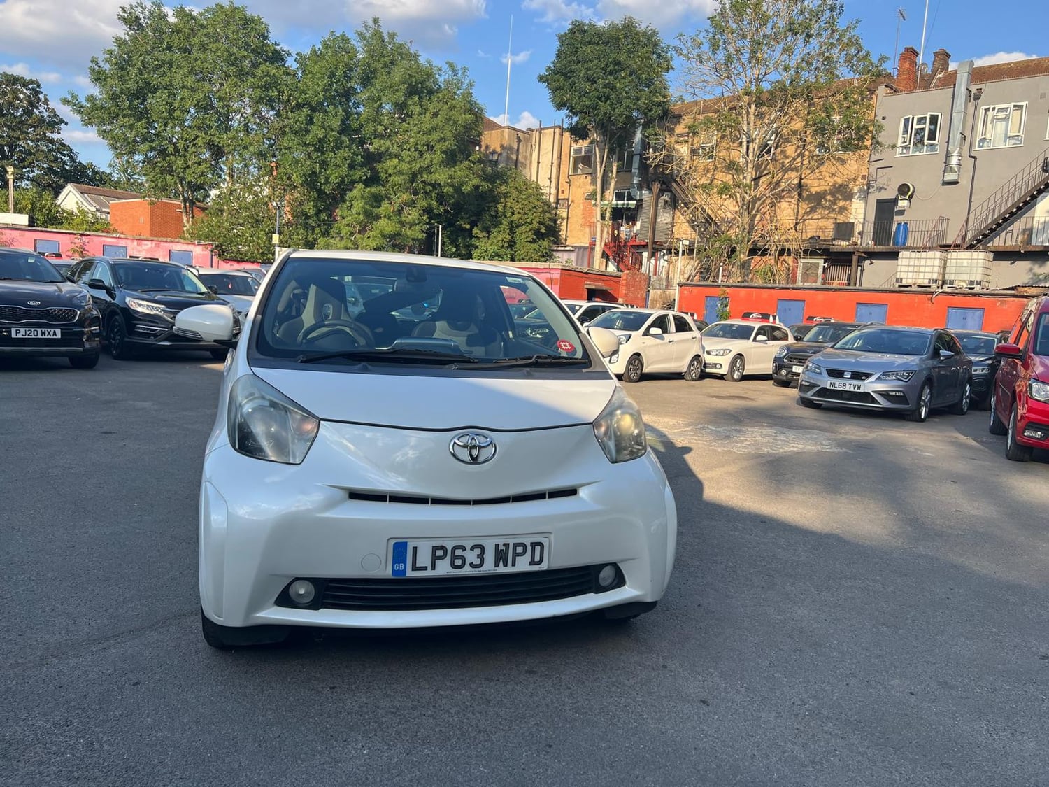 Toyota IQ 2014 - Cars