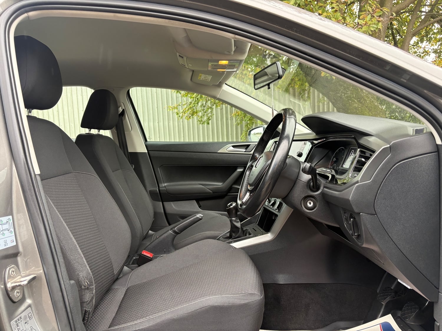 Volkswagen Polo 2018 - Cars in Airdrie