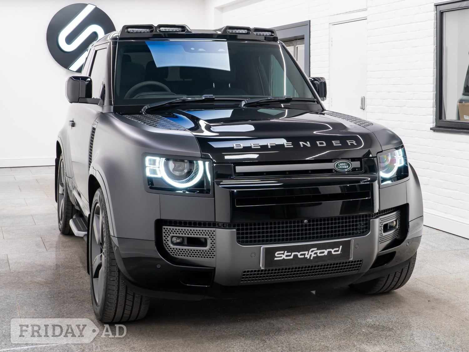 Land Rover Defender 90 Brighton