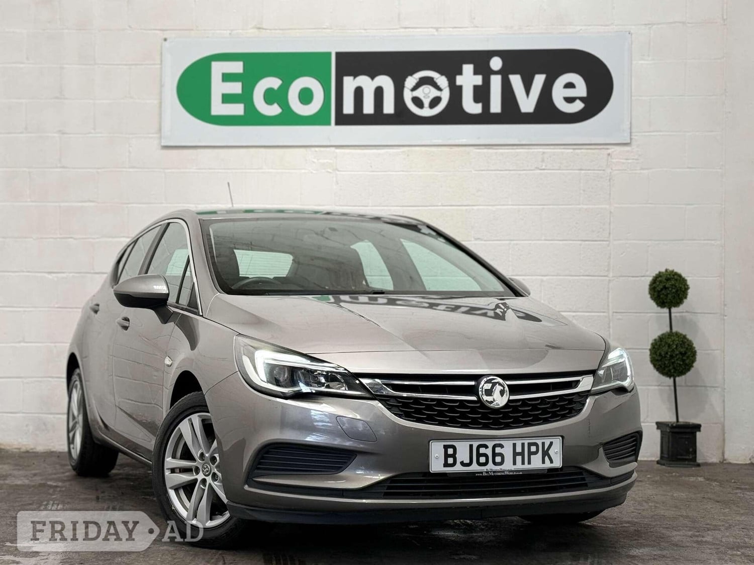Vauxhall Astra 2016 in Uxbridge