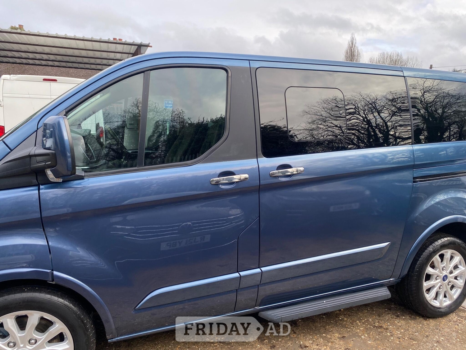 Ford Tourneo Custom 2019 - Vans & Commercial Vehicles in Hayes