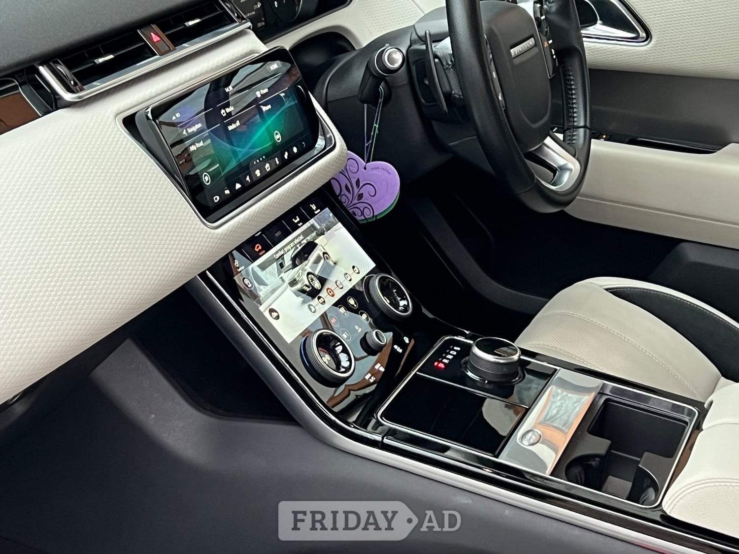 Land Rover Range Rover Velar 2018 - Cars