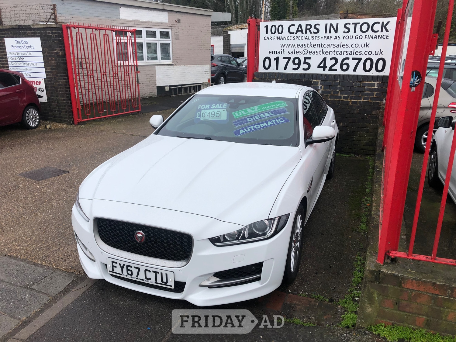 [ berth ]Jaguar XE