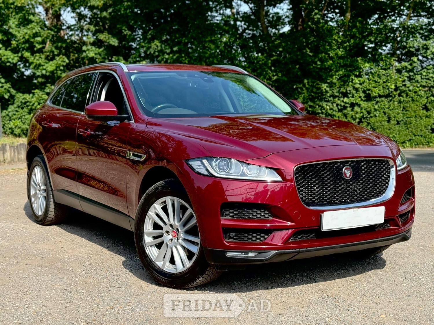 Jaguar F-Pace 2016 in Enfield