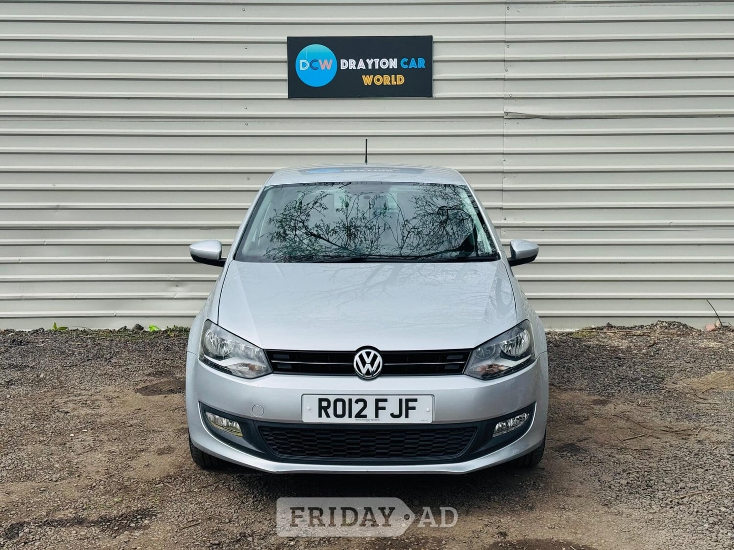 [ berth ]Volkswagen Polo