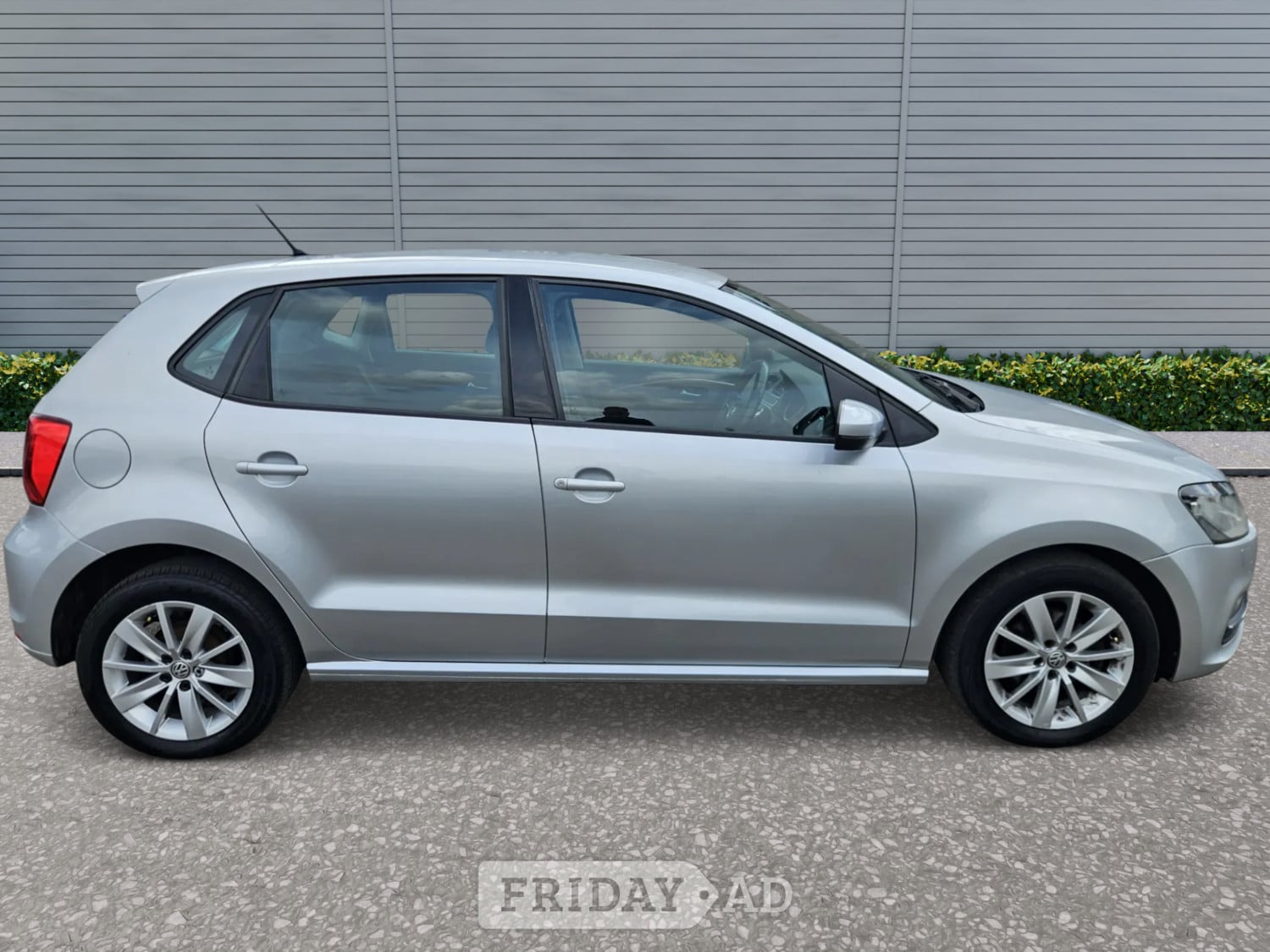 Volkswagen Polo 2014 - Cars in Bathgate