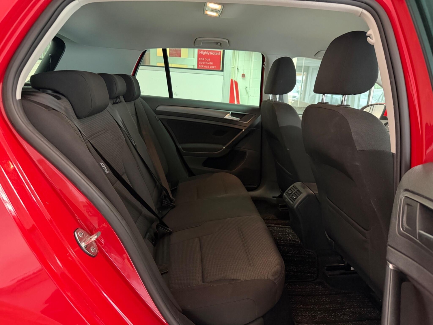 Volkswagen Golf 2018 - Cars