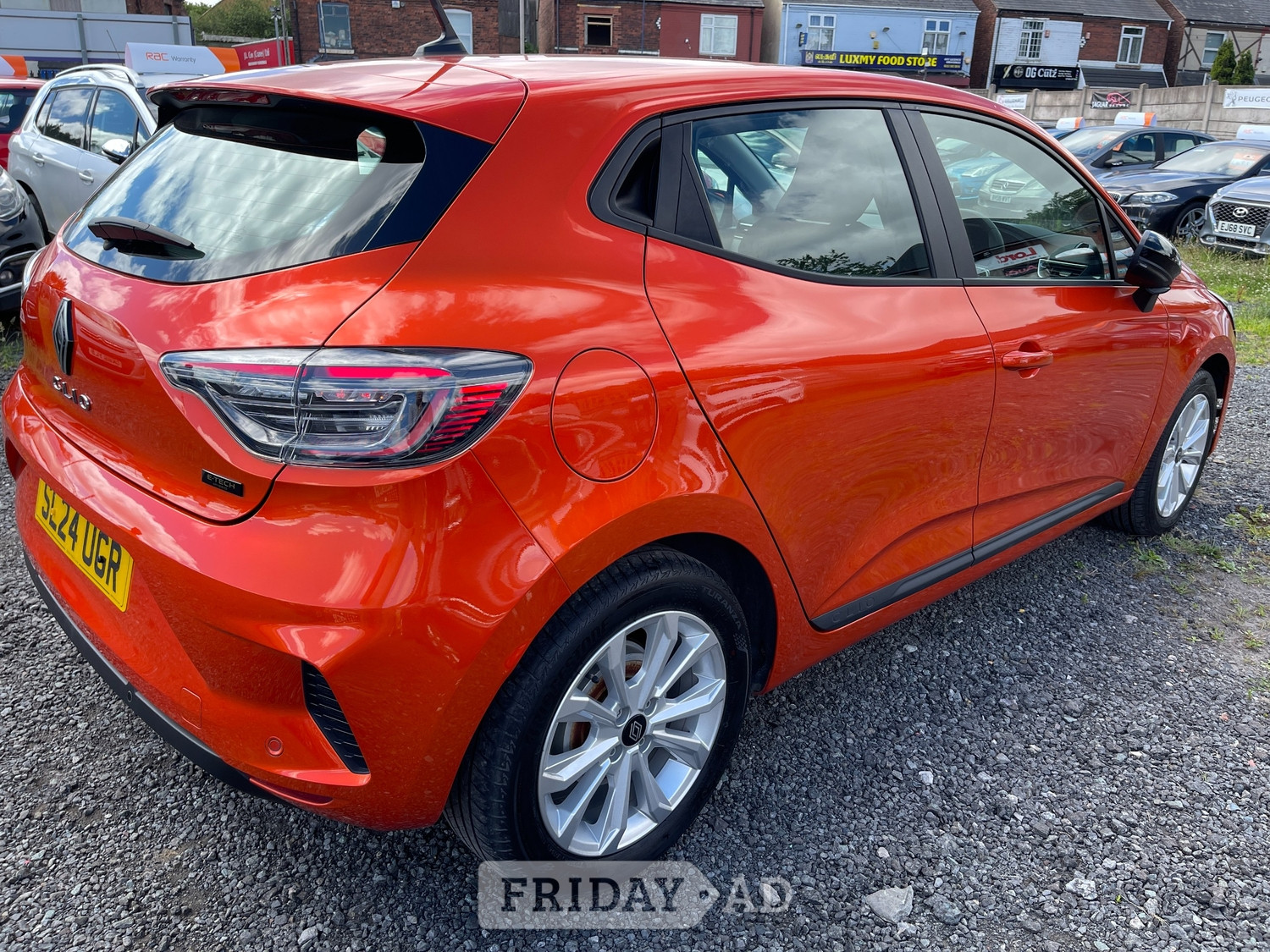 Renault Clio 2024 - Cars