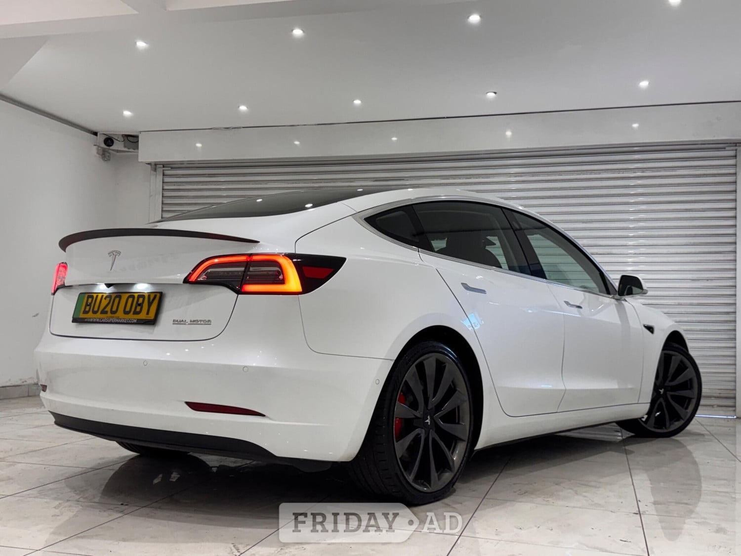 [ berth ]Tesla Model 3